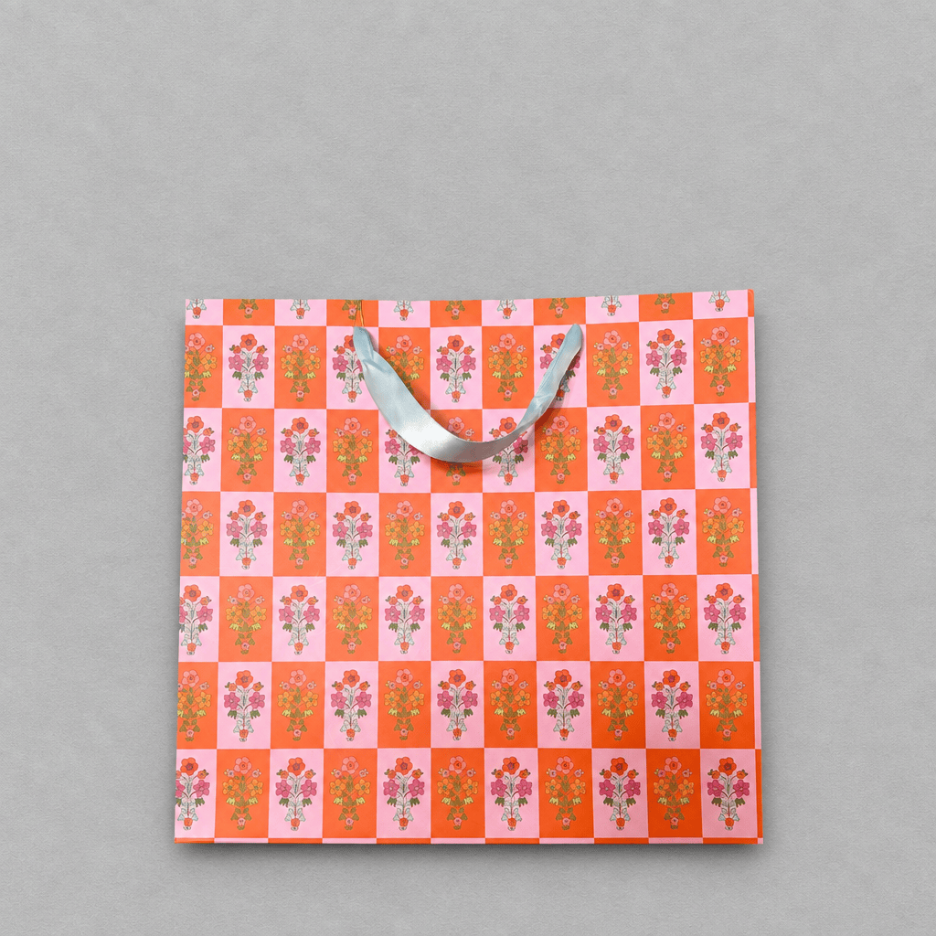 Large Gift Bag Pink Ditsy photo 2 on the lighter grey backdrop