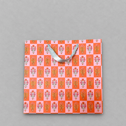 Large Gift Bag Pink Ditsy photo 2 on the lighter grey backdrop